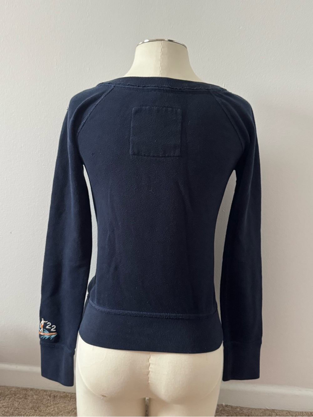 Hollister Dark Navy Crewneck Sweatshirt with Sleeve Embroidery - Picture 6 of 6